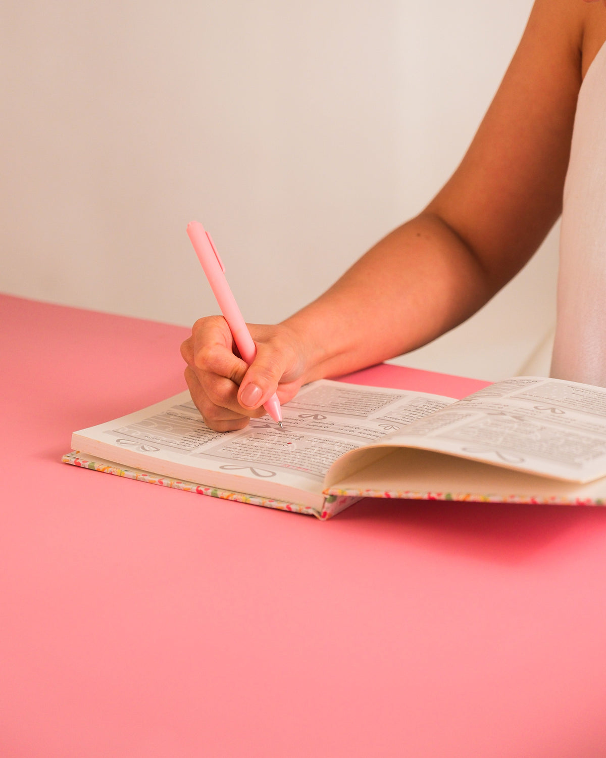 The "I don't know about you, but I'm feeling 18, too! Debut Guestbook